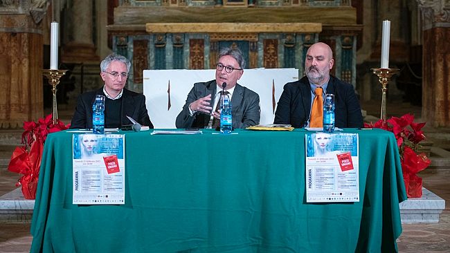 Il prof. Girgenti incanta Castelvetrano alla Galleria Letteraria 2025 promossa dalla “Dante”