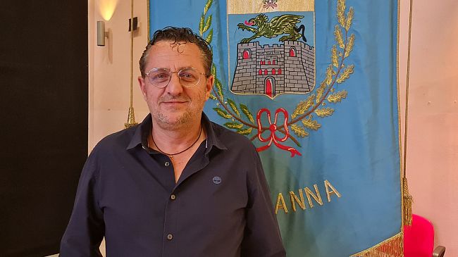 L'assessore Atria si dimette