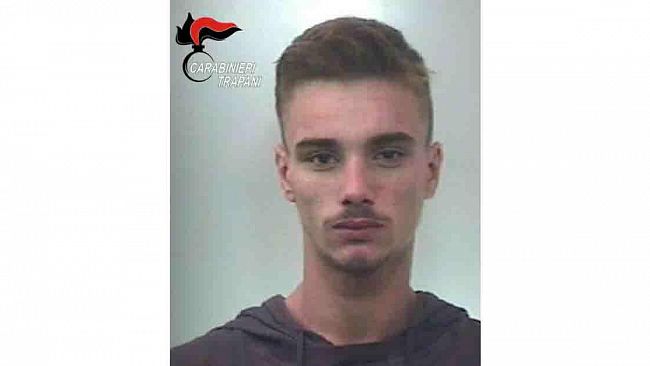 Marsala, aveva tentato di dare fuoco ad una vicina di casa: marsalese arrestato dai Carabinieri
