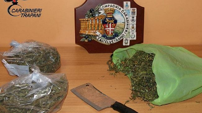 Castelvetrano, Carabinieri intervengono per una lite e rinvengono droga: un arresto