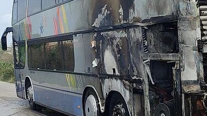 Fiamme in autobus che collega Menfi a Santa Margherita. In salvo i viaggiatori
