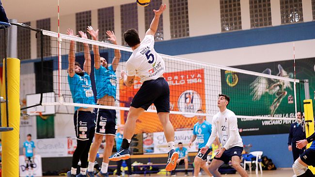 Volley, l'Arredal Entello festeggia la salvezza in serie C maschile