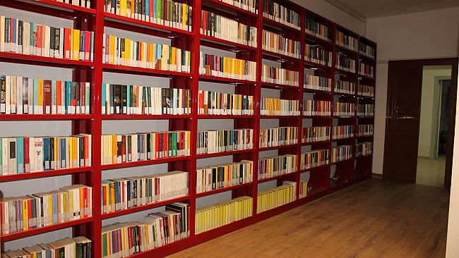 Erice, altri 74 dvd a disposizione della Biblioteca “V. Carboni”
