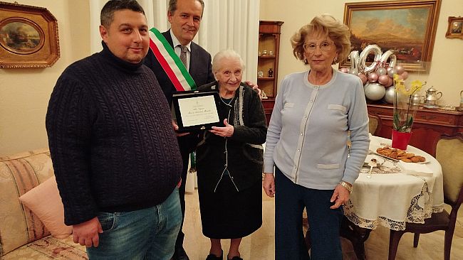 Maria Antonia Munda, nonnina centenaria a Marsala
