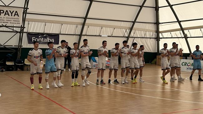 Scalia Volley Sciacca, arbitro e prestazione da dimenticare e il Bisignano porta via l'intera posta 