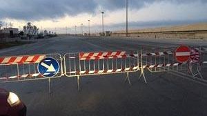 Furti di carburante al porto (sempre al buio) ed all’autoparco comunale. Furti anche all’ufficio di Protezione Civile