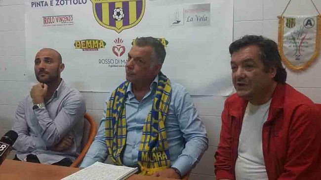 Mazara Calcio, presentato ufficialmente in Conferenza Stampa il neo presidente dei gialloblu Dott. Franzone: accolto da grande e lungo applauso