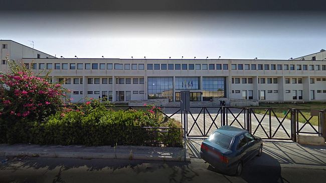 Campobello, furto di pc e tablet al “Geometra”: dura condanna del sindaco Castiglione