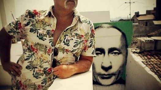 Intervista a “Kampah”, artista eclettico ed autore del “Putin nella spazzatura” alla Farm di Favara