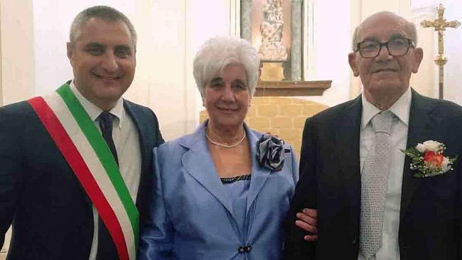 Mazara, i coniugi Rizzo e Corona hanno festeggiato ieri il 50° anniversario di nozze