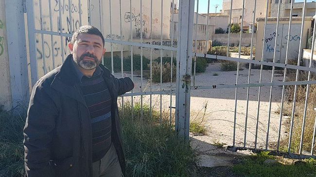 VIDEO – Abbandono e degrado stazione comunale di pompaggio acque fra via Solferino e Barletta. Grandi disagi per residenti