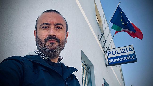 Giampaolo Caruso(FDI) su intimidazione agli agenti di PM:  ”gesto vile e inaccettabile”