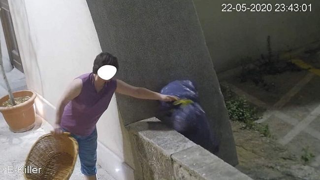 Trapani, continua la battaglia contro i cittadini che abbandonano rifiuti in strada