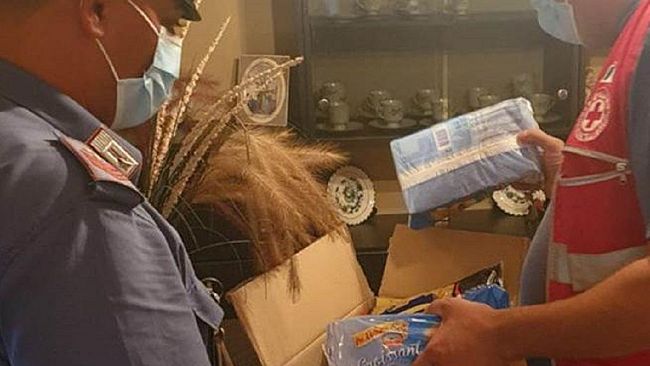 Castelvetrano: non mangia da giorni. I Carabinieri le portano la spesa a casa