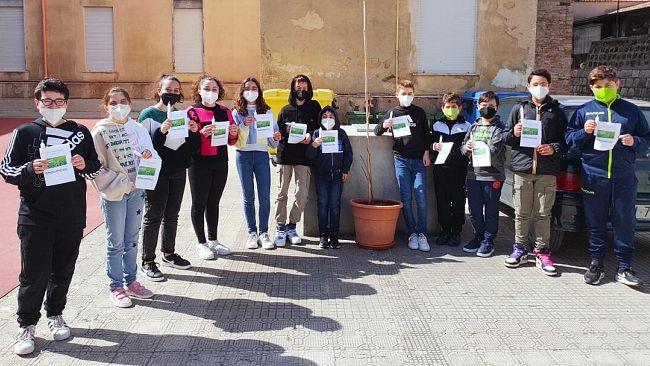 L’I.C “Vivona” – Plesso Capuana ha aderito all'iniziativa “M’illumino di meno”