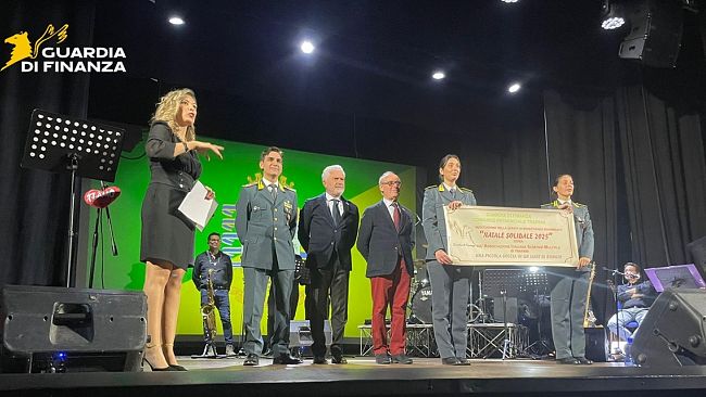 La Guardia di Finanza in aiuto dei bisognosi. A Trapani va in scena la solidarietà 