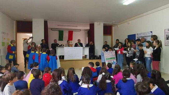 salaparuta-lic-lcapuana-partecipa-al-progetto-un-albero-per-il-futuro
