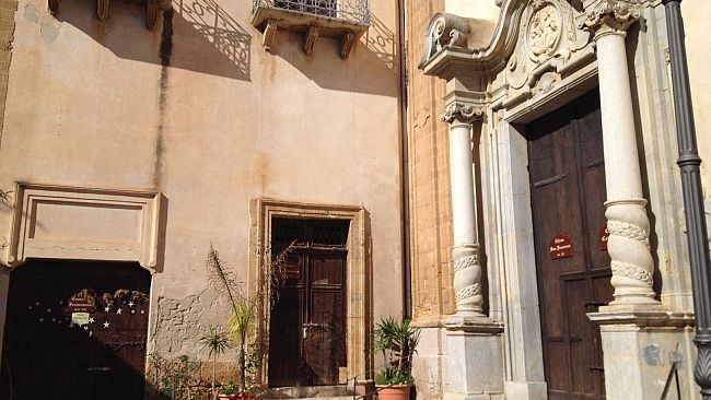 Polemica per la chiusura Chiesa di San Francesco. Solidarietà al parroco don Nicola Misuraca