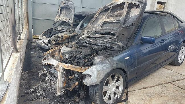 Mazara, incendio in una concessionaria: due auto distrutte. Resta il mistero sulle cause