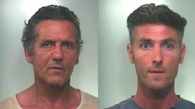 Contrasto allo spaccio di sostanze stupefacenti, i carabinieri individuano una piantagione, scattano due arresti.