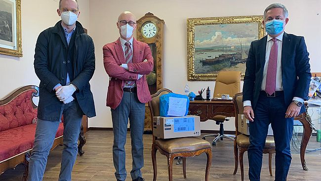 Coronavirus, i Notai di Trapani e Marsala donano apparecchiature sanitarie all’Asp di Trapani