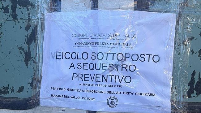 ​Mazara, raccoglieva e trasportava abusivamente rifiuti ingombranti. La Pm sequestra un furgone 