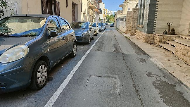 Mazara, pass per parcheggi riservati: in via Antonino Castiglione un'attesa infinita