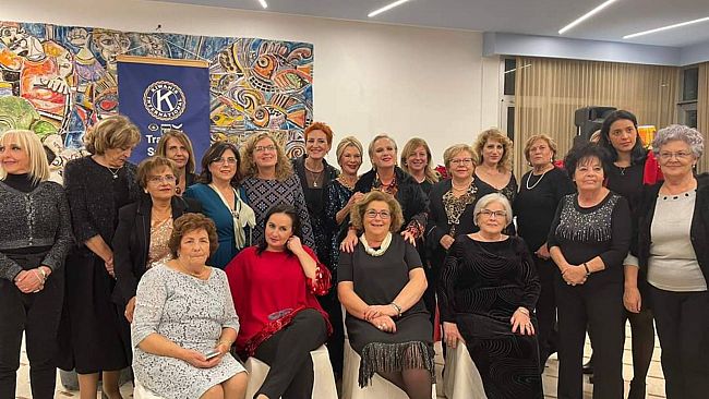 Trapani, il Kiwanis Club dona buoni spesa alla parrocchia 