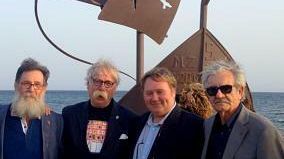 Monumento al Pescatore, l’opera del Maestro Contarino nel Largo “Francesco Paolo Lisma”