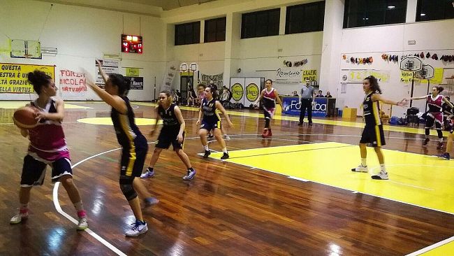 Virtus Trapani, buona la prima. Gara 1 contro Catania termina 52-48