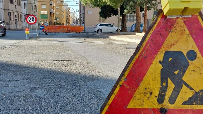 Trapani, dopo 8 mesi l'acqua in piazza XXI Aprile torna utilizzabile