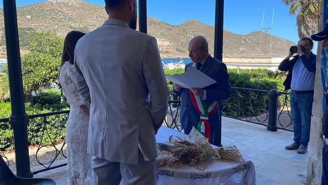 Al via la stagione dei matrimoni, le isole Egadi si confermano una scelta ambita per tante coppie italiane e straniere
