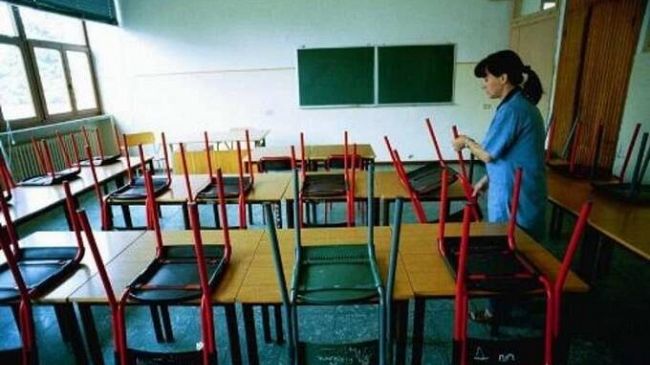 La scuola chiama al telefono per assegnarle la supplenza ma lei non risponde: una mazarese vince la causa
