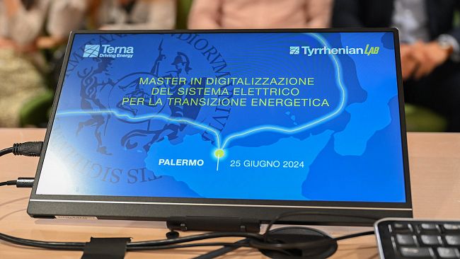 Master di II livello per gli studenti/esse in possesso di laurea magistrale tecnico-scientifiche e informatiche