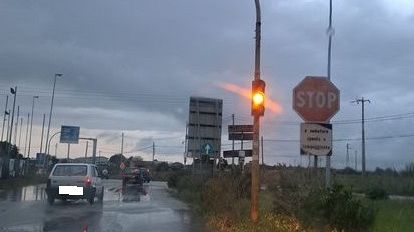 Mazara, da giorni semaforo non funzionante all'incrocio (molto pericoloso) fra via Marsala e SS115