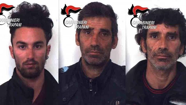 Trapani, sorpresi all’interno della scuola Buscaino Campo: arrestate 3 persone