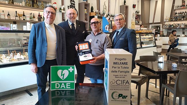 mazara-cifa-trapani-dona-defibrillatore-installato-nei-pressi-del-lungomare-mazzini