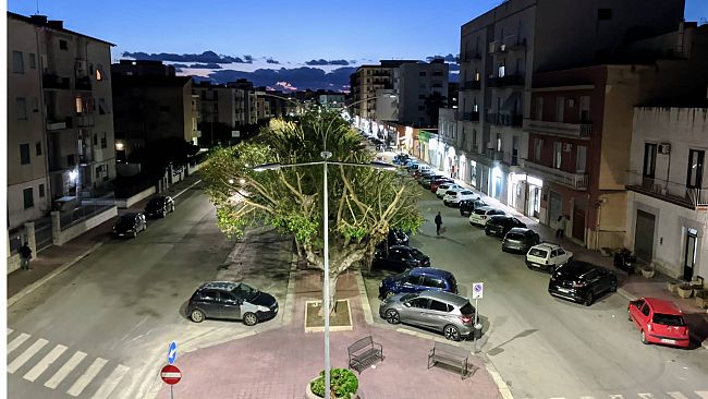 Trapani, nuovi pali di illuminazione in viale Regione Siciliana
