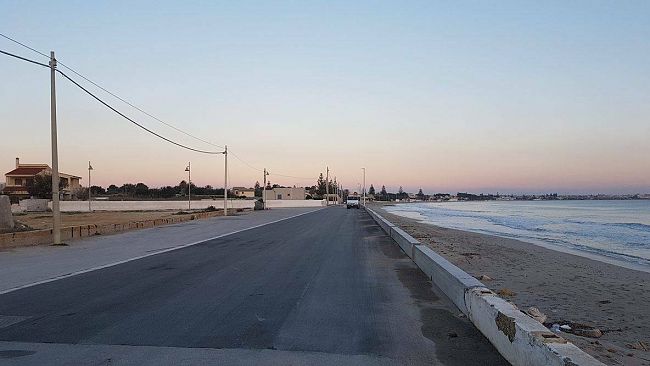 Tonnarella, ma i flangiflutti e l’illuminazione dopo la fine dei lavori nel tratto crollato? Rischi di altri crolli e disagi dei residenti