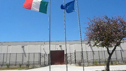 Giubileo: il Vescovo Giurdanella aprirà la Porta Santa nel carcere di Castelvetrano