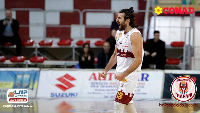 Stumbris e Mollura regalano a Trapani una vittoria fondamentale, Monferrato ko