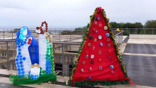 A Triscina la Natività con i materiali di riciclo