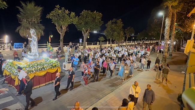 mazara-festino-di-san-vito-giovedi-la-processione-mattiniera-e-il-corteo-storico-dei-quadri-viventi