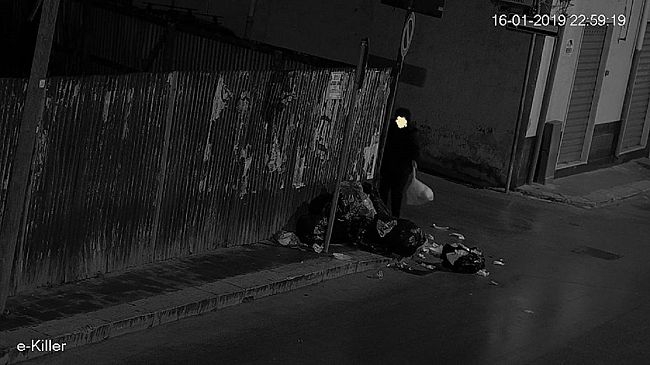 L’Amministrazione Castiglione contro chi abbandona rifiuti per strada: altre 10 multe elevate in via Mare