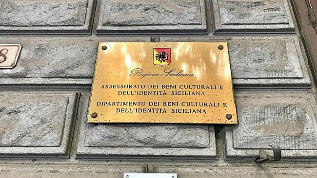 Beni Culturali. Cambiano le regole per i patrocini facili alla Regione Siciliana