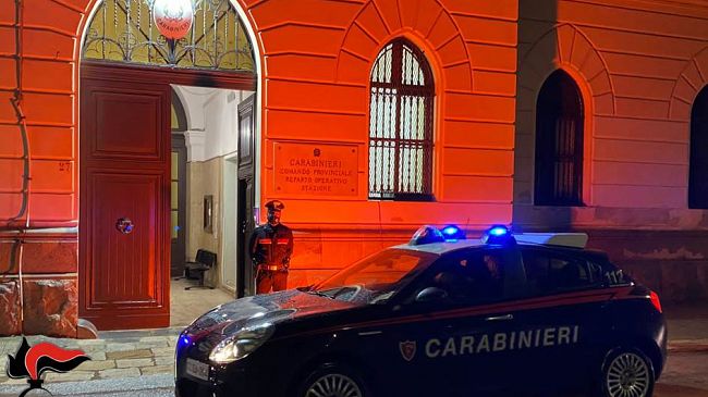 Alcamo, maltrattamenti e lesioni nei confronti dei genitori. In manette 21enne