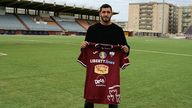 Calciomercato. In granata il centrocampista Olivera