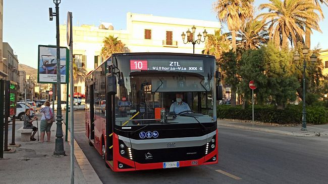 ZTL Trapani, le 2 linee gratuite di ATM sempre più apprezzate. Tentar non nuoce…