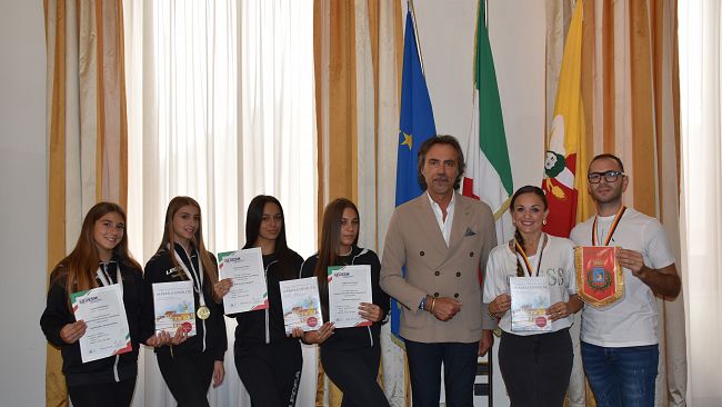 Marsala, le congratulazioni dell'dell’Amministrazione Grillo ai maestri e alle atlete di “Emozione Danza