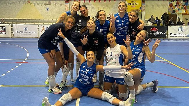 Marsala Volley espugna il PalaKro di Crotone